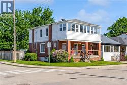 121 EDGEMONT Street N  Hamilton, ON L8H 4E2