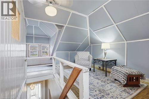 114 Grand Avenue S, Cambridge, ON - Indoor