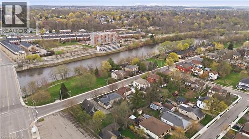 114 Grand Avenue S, Cambridge, ON - 