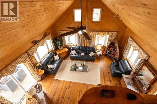 344 Perry Avenue, Killarney, ON - Indoor