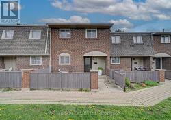 3 - 1302 GUELPH LINE  Burlington (Mountainside), ON L7P 2S9