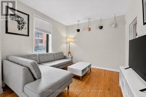 8 Lewis Street, Ottawa, ON - Indoor