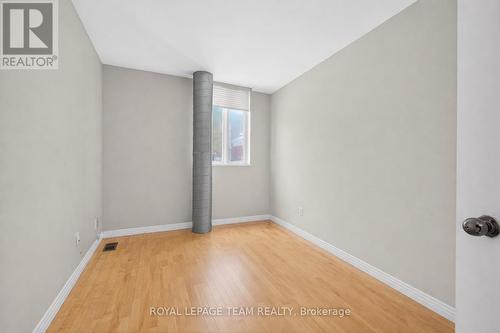 10 Lewis Street, Ottawa, ON - Indoor Photo Showing Other Room