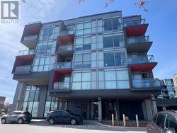 D414 - 5220 DUNDAS STREET Burlington, ON L7L 0J4