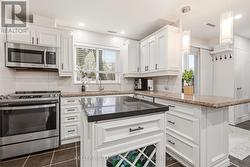 157 - 2001 BONNYMEDE DRIVE Mississauga, ON L5J 4H8
