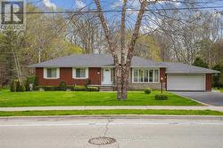 151 WEDGEWOOD DRIVE Oakville, ON L6J 4R6
