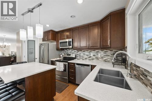 350 Marlatte Street, Saskatoon, SK - Indoor Photo Showing Kitchen With Double Sink With Upgraded Kitchen