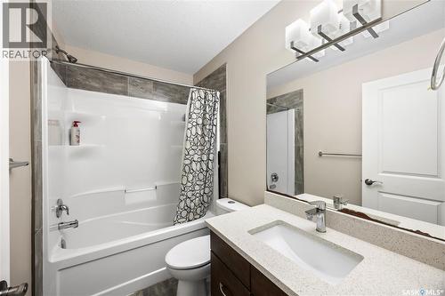 350 Marlatte Street, Saskatoon, SK - Indoor Photo Showing Bathroom