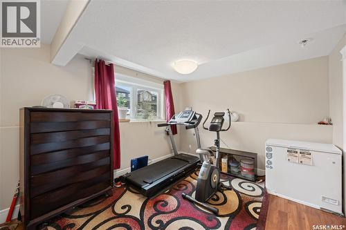 350 Marlatte Street, Saskatoon, SK - Indoor Photo Showing Gym Room