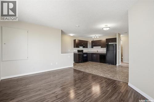 106 5521 Blake Crescent, Regina, SK - Indoor Photo Showing Kitchen