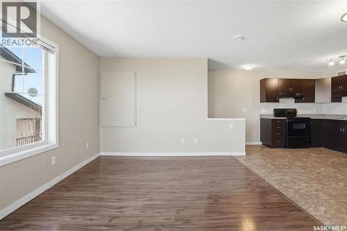 106 5521 Blake Crescent, Regina, SK - Indoor Photo Showing Kitchen