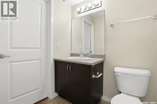 106 5521 Blake Crescent, Regina, SK - Indoor Photo Showing Bathroom