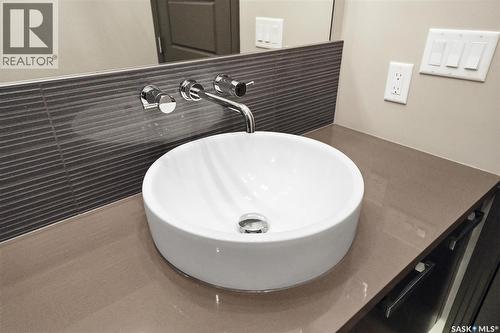 702 922 Broadway Avenue, Saskatoon, SK - Indoor Photo Showing Bathroom
