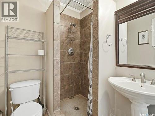 19 Dixon Crescent, Regina, SK 