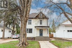 1116 1st AVENUE NW Moose Jaw, SK S6H 3W7