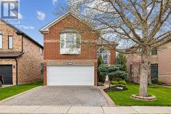 260 WEMBLEY ROAD Oakville, ON L6H 6H3
