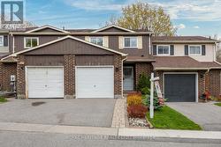 2 - 721 CRICKLEWOOD DRIVE Oshawa (Pinecrest), ON L1K 1R5