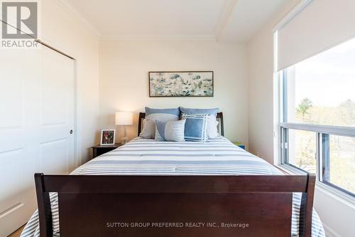 514 - 1200 Commissioners Road W, London South (South B), ON - Indoor Photo Showing Bedroom