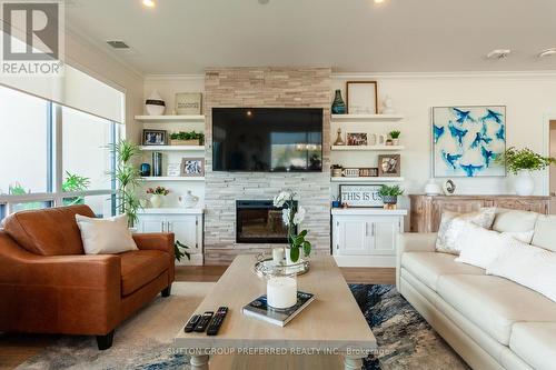 514 - 1200 Commissioners Road W, London South (South B), ON - Indoor Photo Showing Living Room With Fireplace