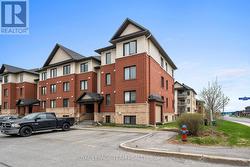 6 - 215 BLUESTONE PRIVATE Ottawa, ON K4A 0X7