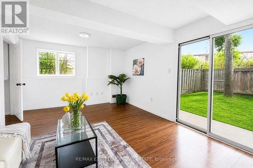 1 - 4920 Rathkeale Road, Mississauga, ON - Indoor Photo Showing Living Room