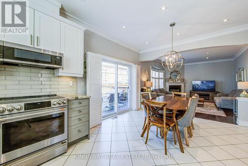 3199 Cotter Road, Burlington, ON - Indoor Photo Showing Kitchen With Stainless Steel Kitchen With Upgraded Kitchen