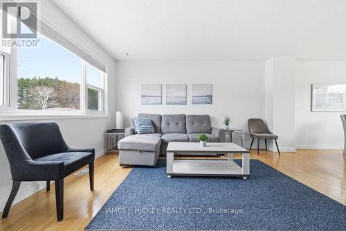 51 Frontenac Crescent, Deep River, ON - Indoor Photo Showing Living Room