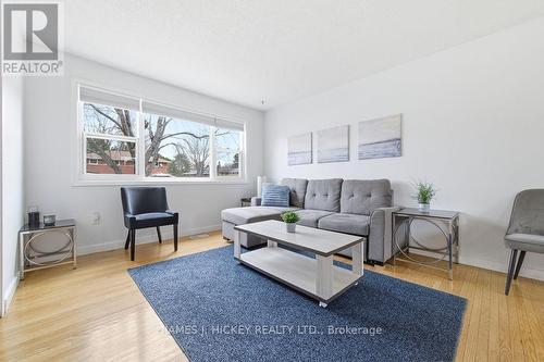 51 Frontenac Crescent, Deep River, ON - Indoor Photo Showing Living Room