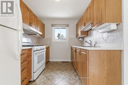 96 Glendale Avenue, Deep River, ON - Indoor Photo Showing Kitchen