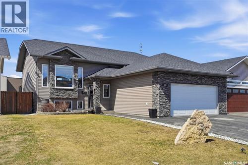 330 Player Crescent, Warman, SK - Outdoor