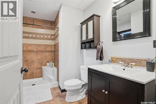 910 P Avenue, Perdue, SK - Indoor Photo Showing Bathroom