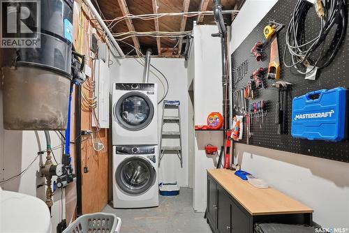 910 P Avenue, Perdue, SK - Indoor Photo Showing Laundry Room