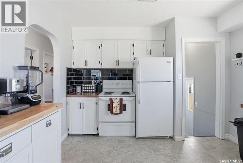 910 P Avenue, Perdue, SK - Indoor Photo Showing Kitchen