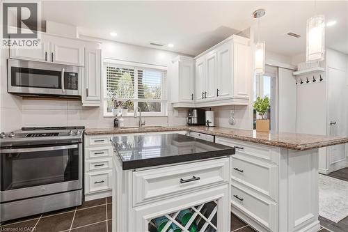 2001 BONNYMEDE Drive Unit# 157  Mississauga, ON L5J 4H8