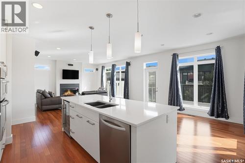323 Atton Crescent, Saskatoon, SK - Indoor Photo Showing Kitchen With Double Sink With Upgraded Kitchen