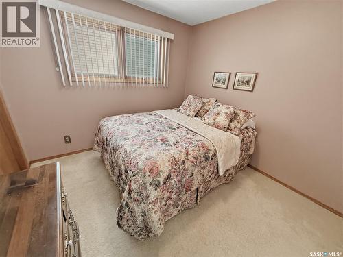 412 Curry Crescent, Swift Current, SK - Indoor Photo Showing Bedroom