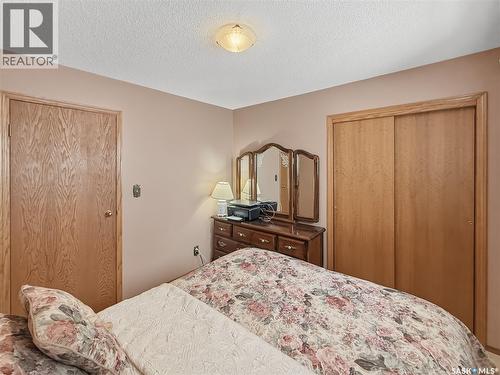 412 Curry Crescent, Swift Current, SK - Indoor Photo Showing Bedroom