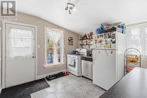 89 Inkerman Street, London East (East L), ON - Indoor Photo Showing Kitchen