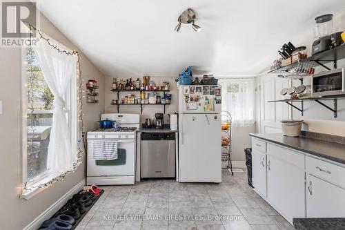 89 Inkerman Street, London East (East L), ON - Indoor Photo Showing Kitchen