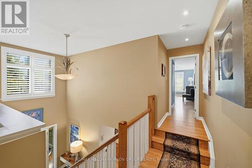 2380 Virginia Drive, Ottawa, ON - Indoor Photo Showing Other Room