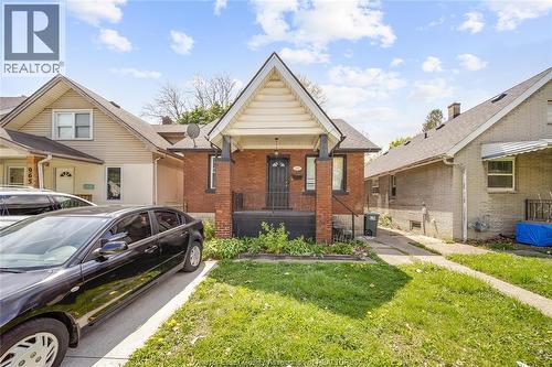 961 CURRY AVENUE  Windsor, ON N9B 2C4