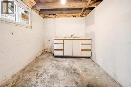 961 Curry Avenue, Windsor, ON - Indoor