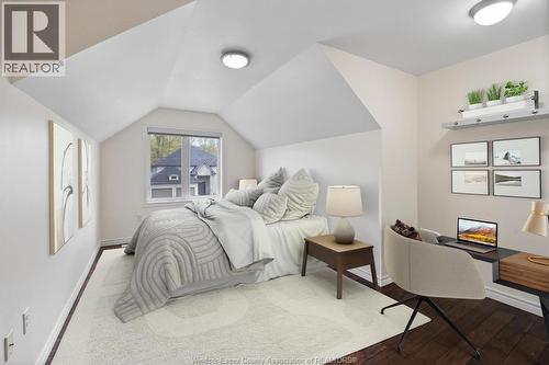 1335 Maple, Lasalle, ON - Indoor Photo Showing Bedroom