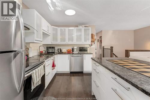 9978 Forest Glade Court Unit# 5, Windsor, ON - Indoor Photo Showing Kitchen