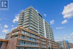 807 - 220 MISSINNIHE WAY Mississauga, ON L5H 2H3