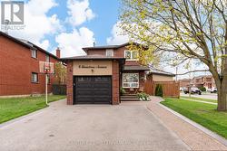 8 SHENSTONE AVENUE  Brampton, ON L6Z 2Y6