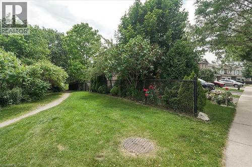 GREEN SPACE ON SIDE OF LOT - 5224 Thornburn Drive, Burlington, ON - Outdoor