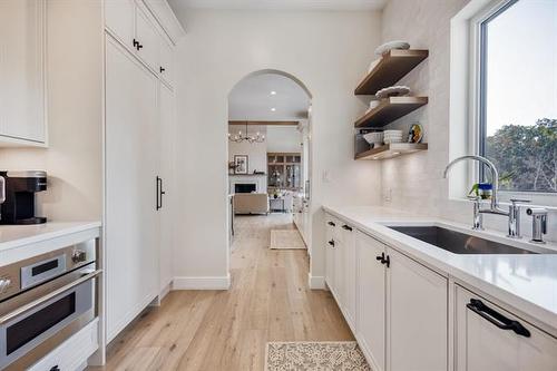 815 Fraser Rd, Winnipeg, MB 