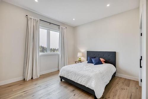 815 Fraser Rd, Winnipeg, MB 