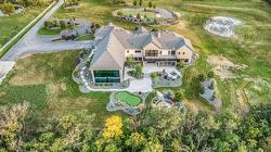 815 Fraser RD  Winnipeg, MB R2N 4B5